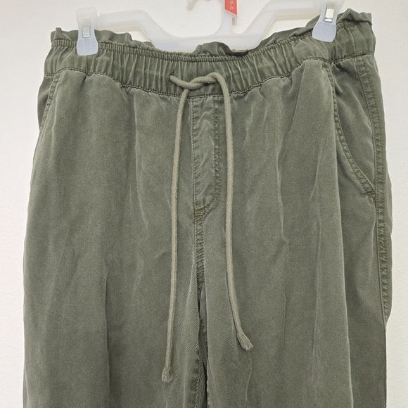 Loft Hunter Green Drawstring Paper Bag Waist Emory Taper Pants Medium Petite - Picture 2 of 7
